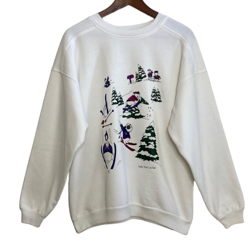 Vintage Sweatshirt Womens Medium White Fleece Polar Bears Ski Made in Canada